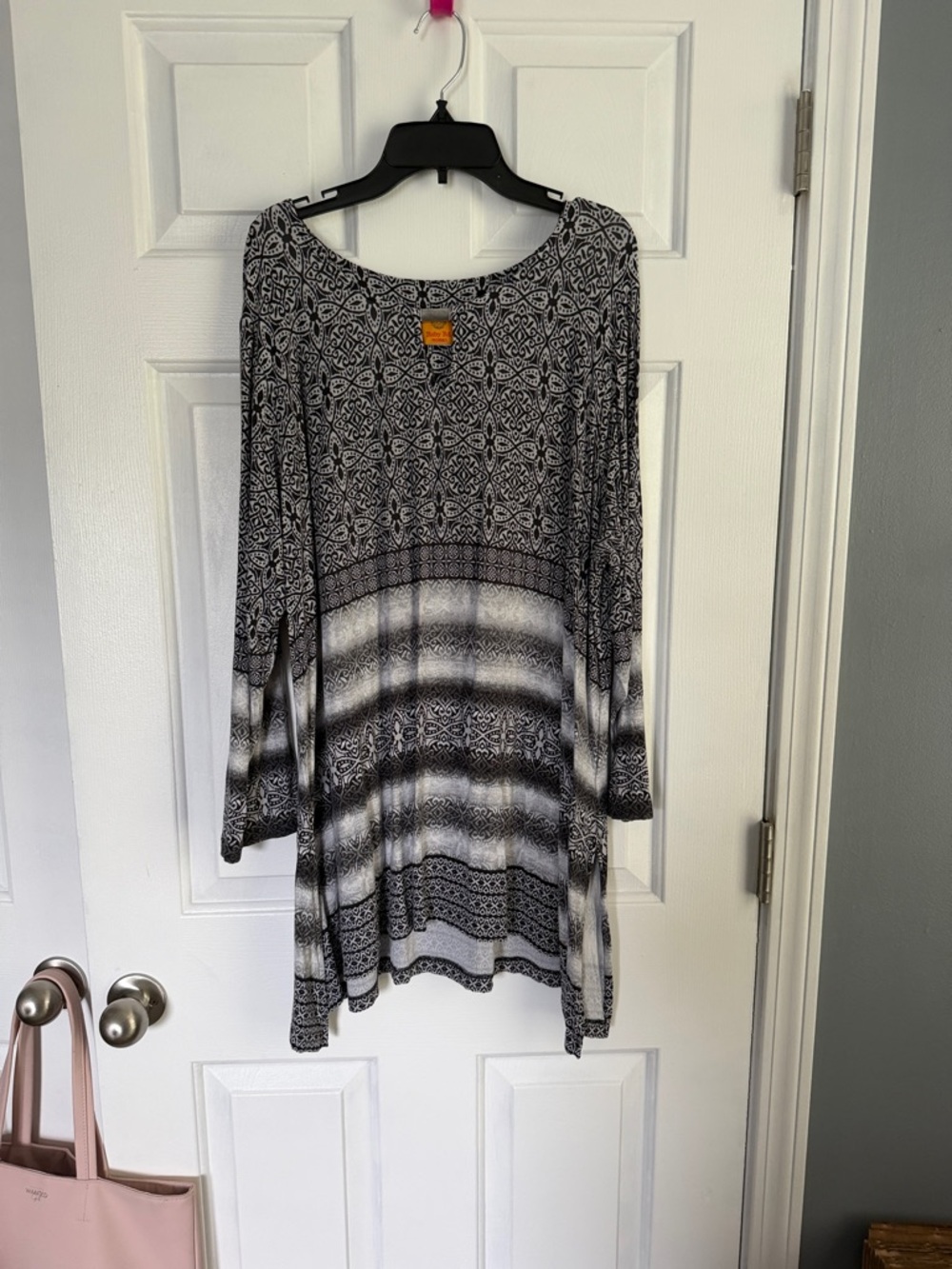 Ruby Rd. Black & White Patterned Swing Tunic